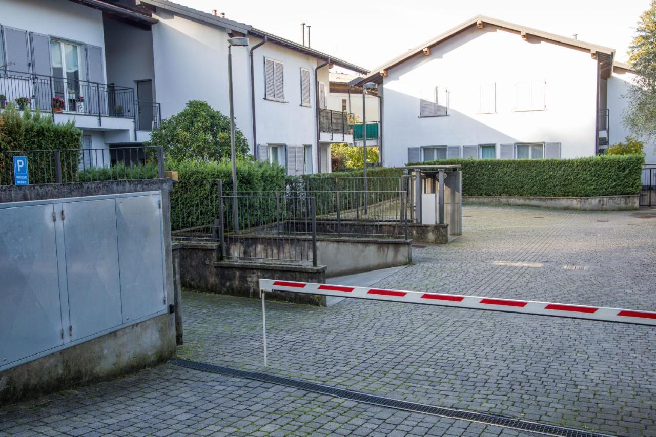 Appartamento Con Giardino E Parcheggio Privato Bellagio Luaran gambar