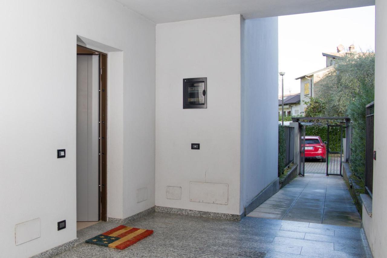 Appartamento Con Giardino E Parcheggio Privato Bellagio Luaran gambar