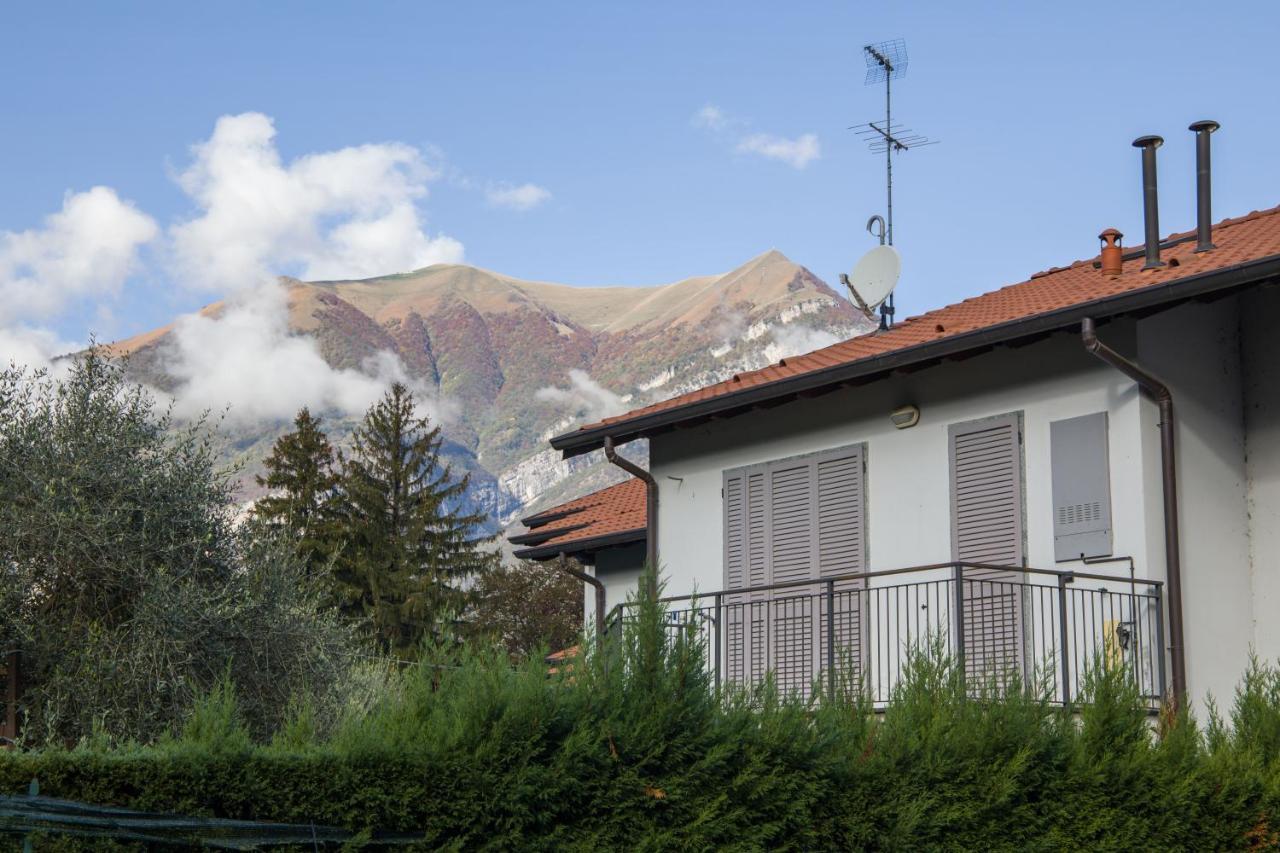 Appartamento Con Giardino E Parcheggio Privato Bellagio Luaran gambar