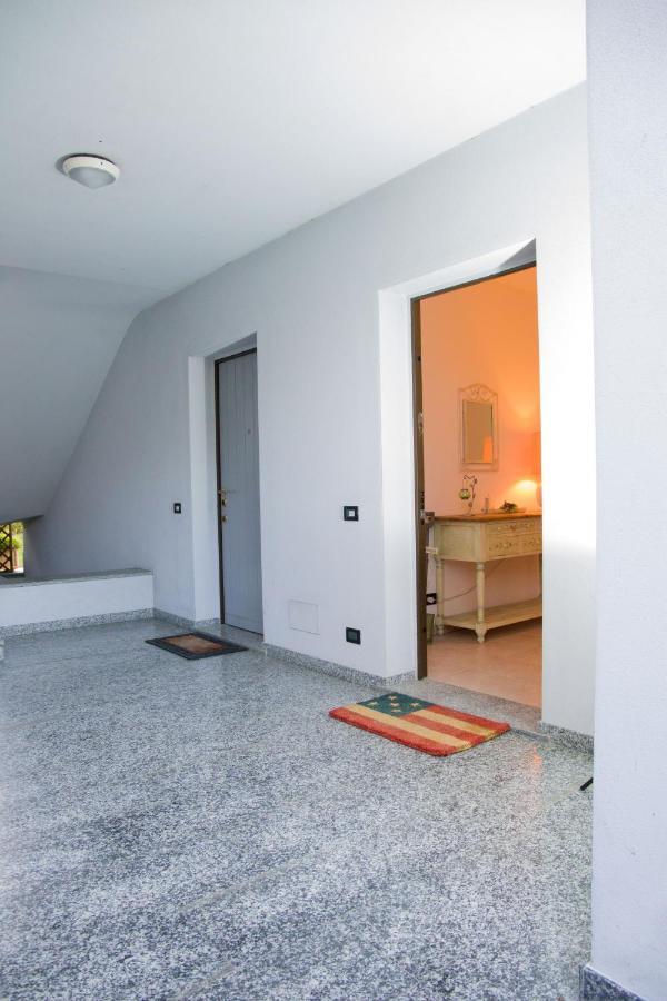 Appartamento Con Giardino E Parcheggio Privato Bellagio Luaran gambar