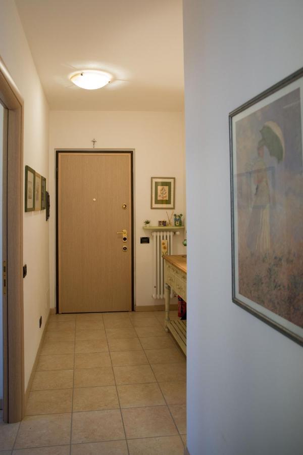 Appartamento Con Giardino E Parcheggio Privato Bellagio Luaran gambar