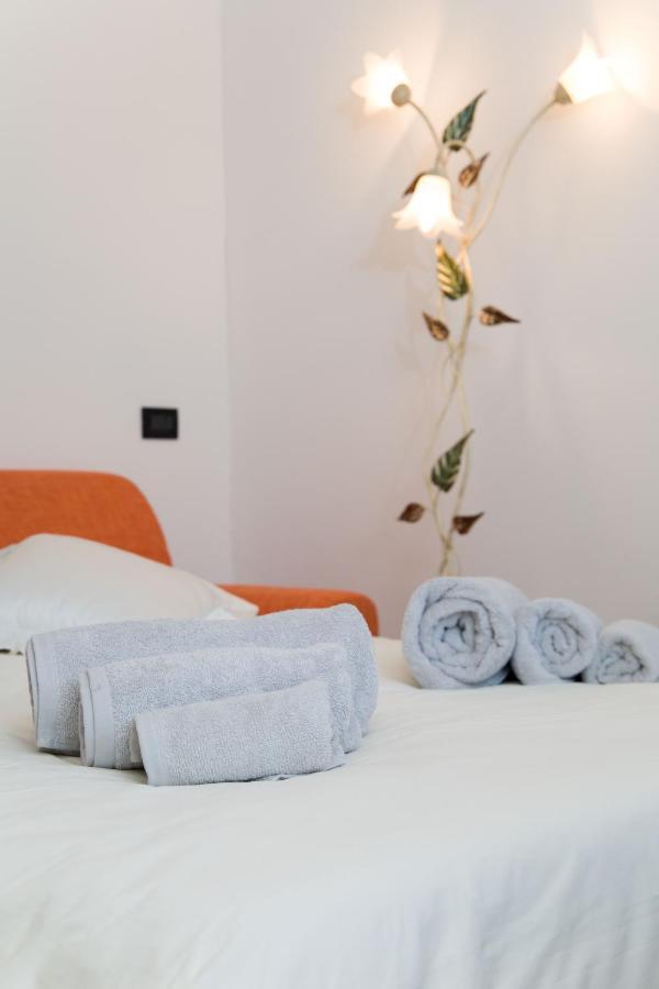 Appartamento Con Giardino E Parcheggio Privato Bellagio Luaran gambar