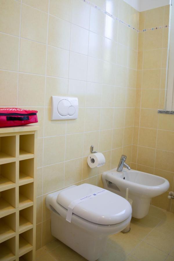 Appartamento Con Giardino E Parcheggio Privato Bellagio Luaran gambar