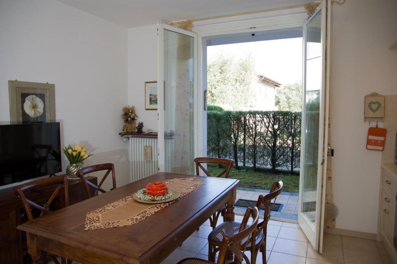 Appartamento Con Giardino E Parcheggio Privato Bellagio Luaran gambar